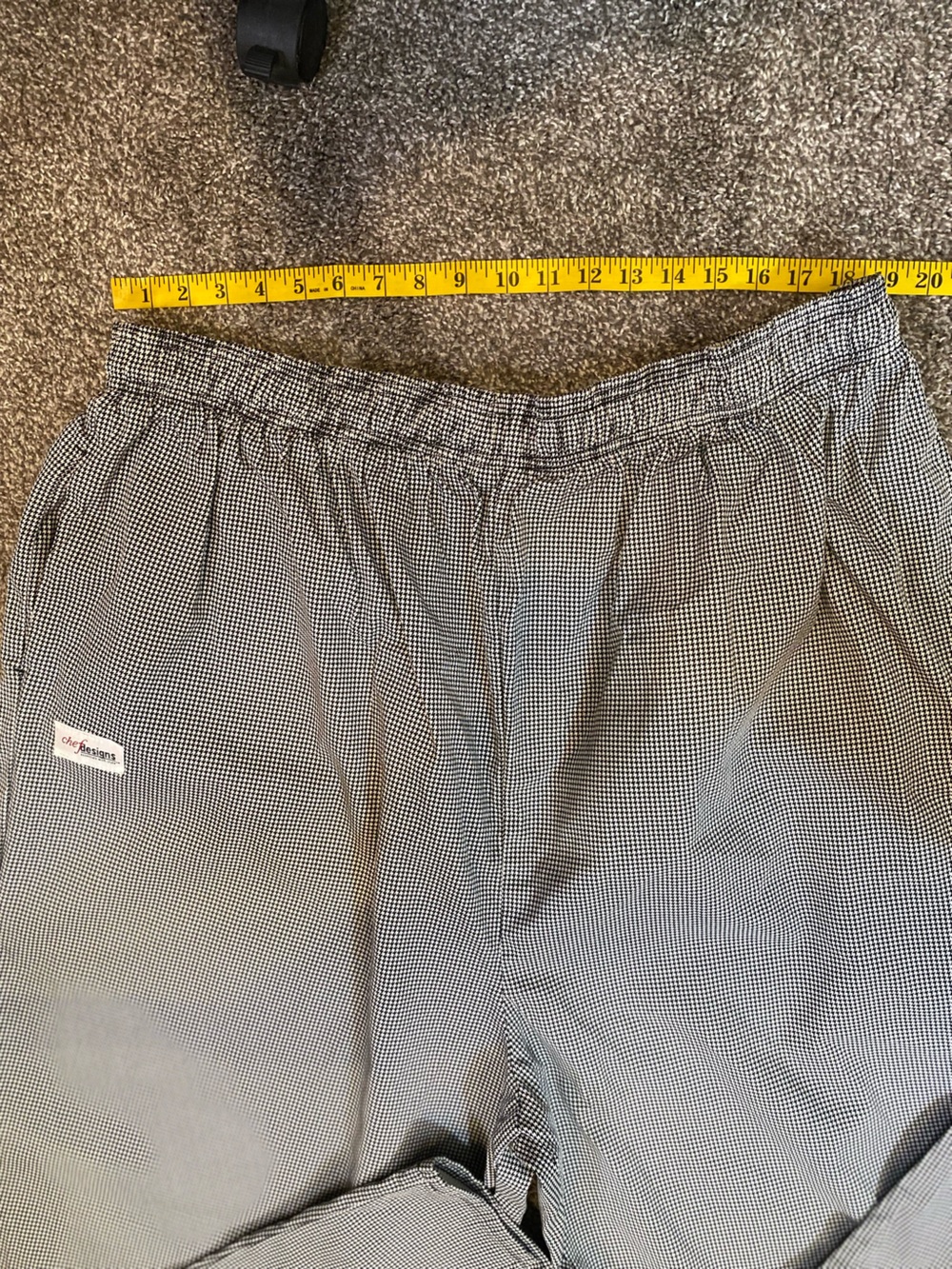 Men's Micro-Check Grey Dress Pants with Elastic Waist - Picture 5 of 9